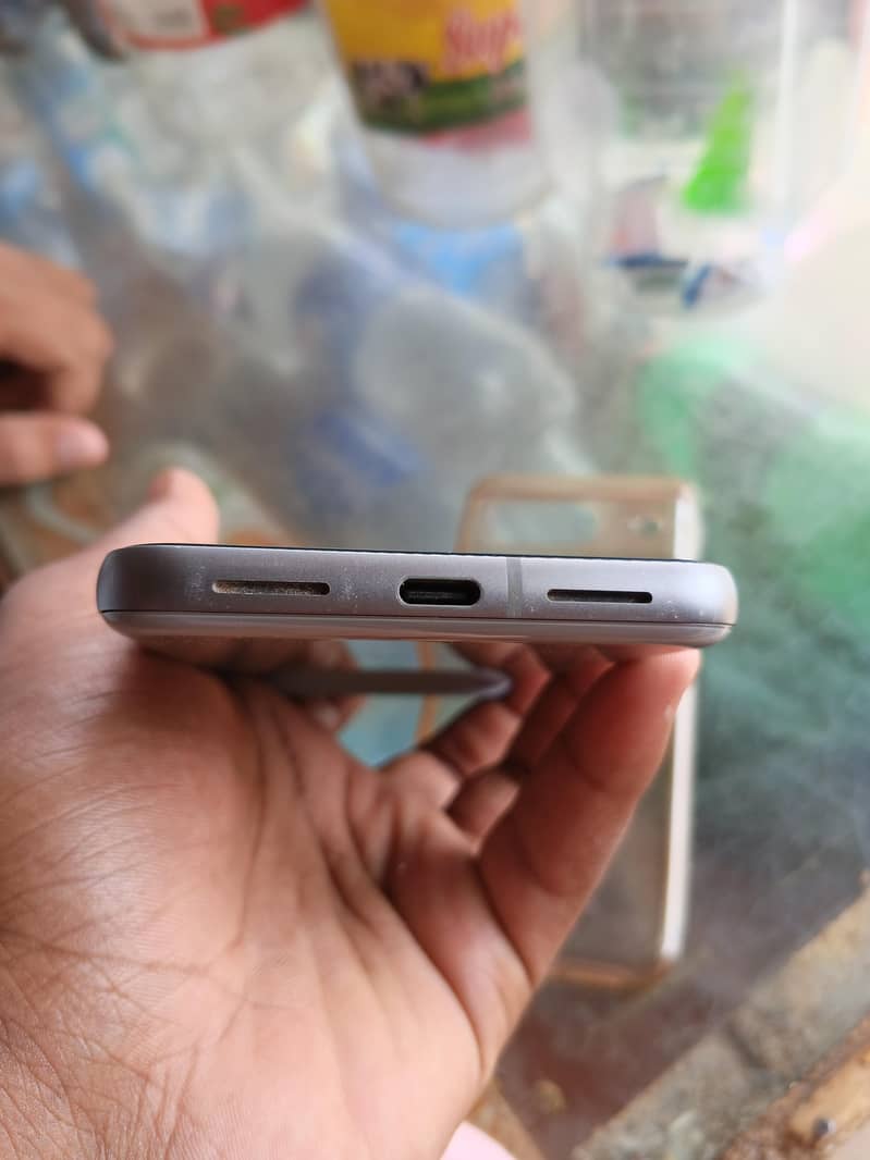 Google Pixel 8 1