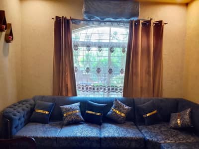 L shaped sofa with table