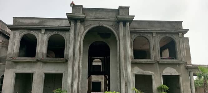 12 Kanal Farm House Available IVY Green Farm House Society