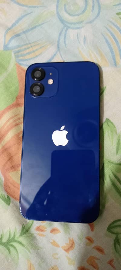 Apple iPhone 12