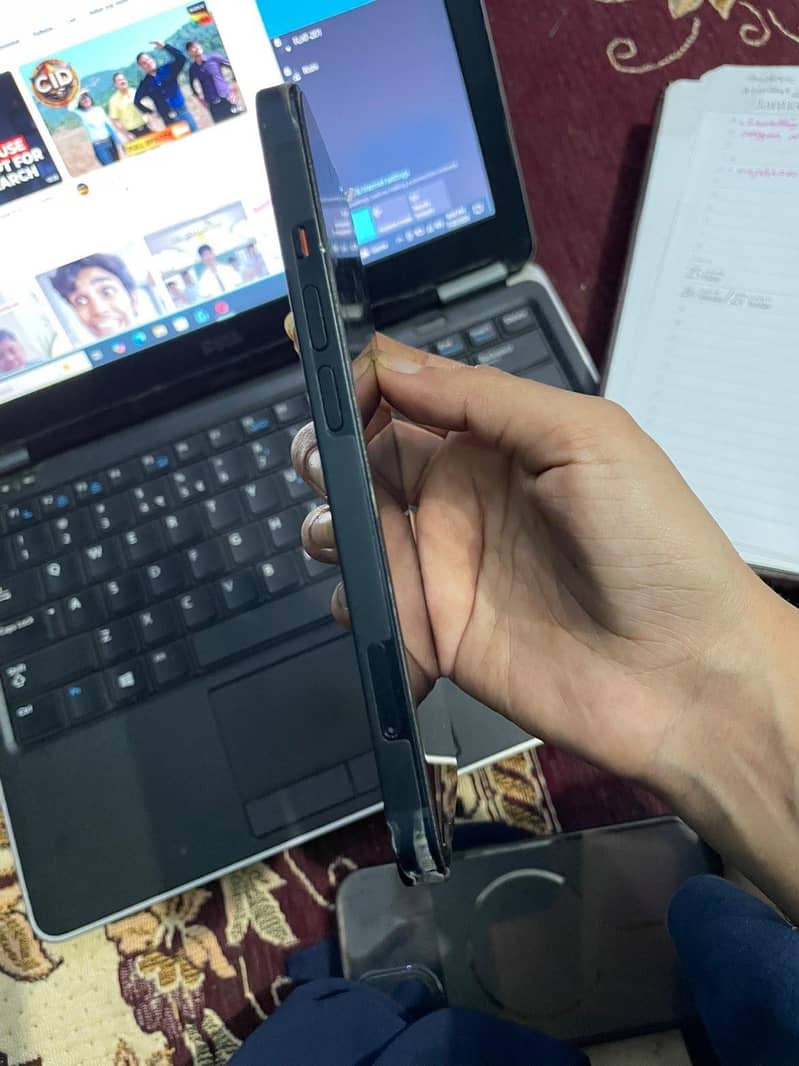 Apple iPhone 13 1