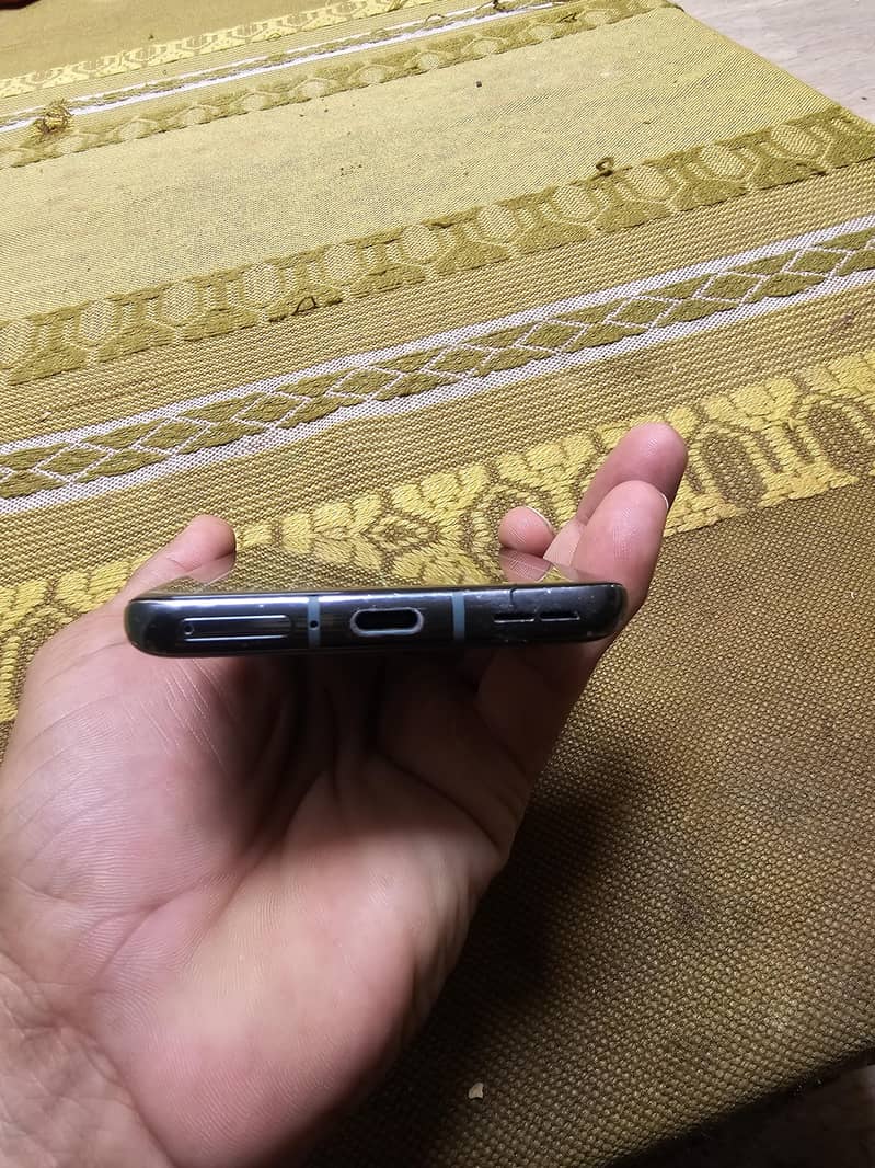 OnePlus 9ro 4