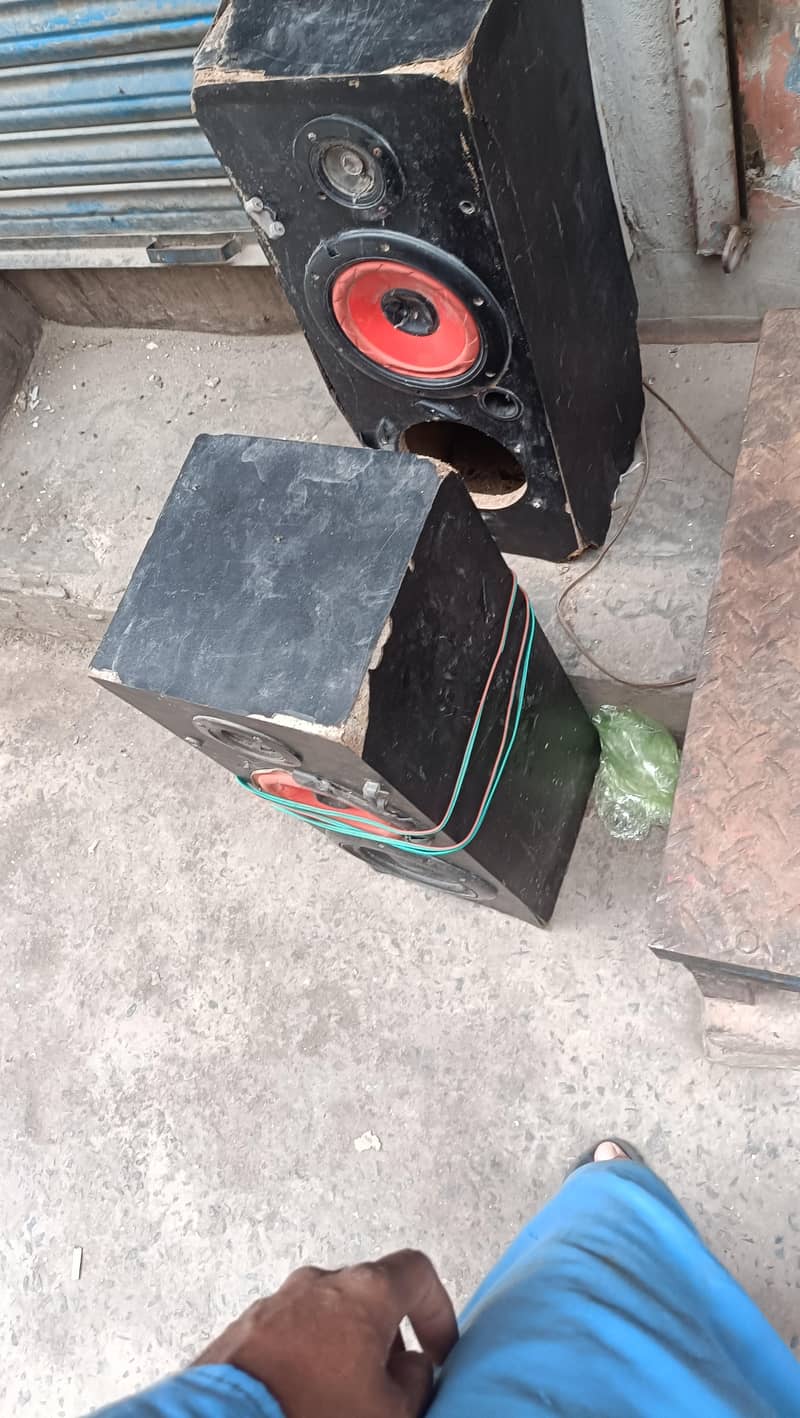 Speakers 2