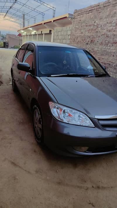 Honda Civic Oriel 2004