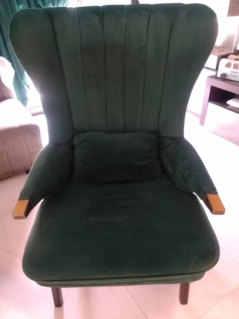 wings sofa 2