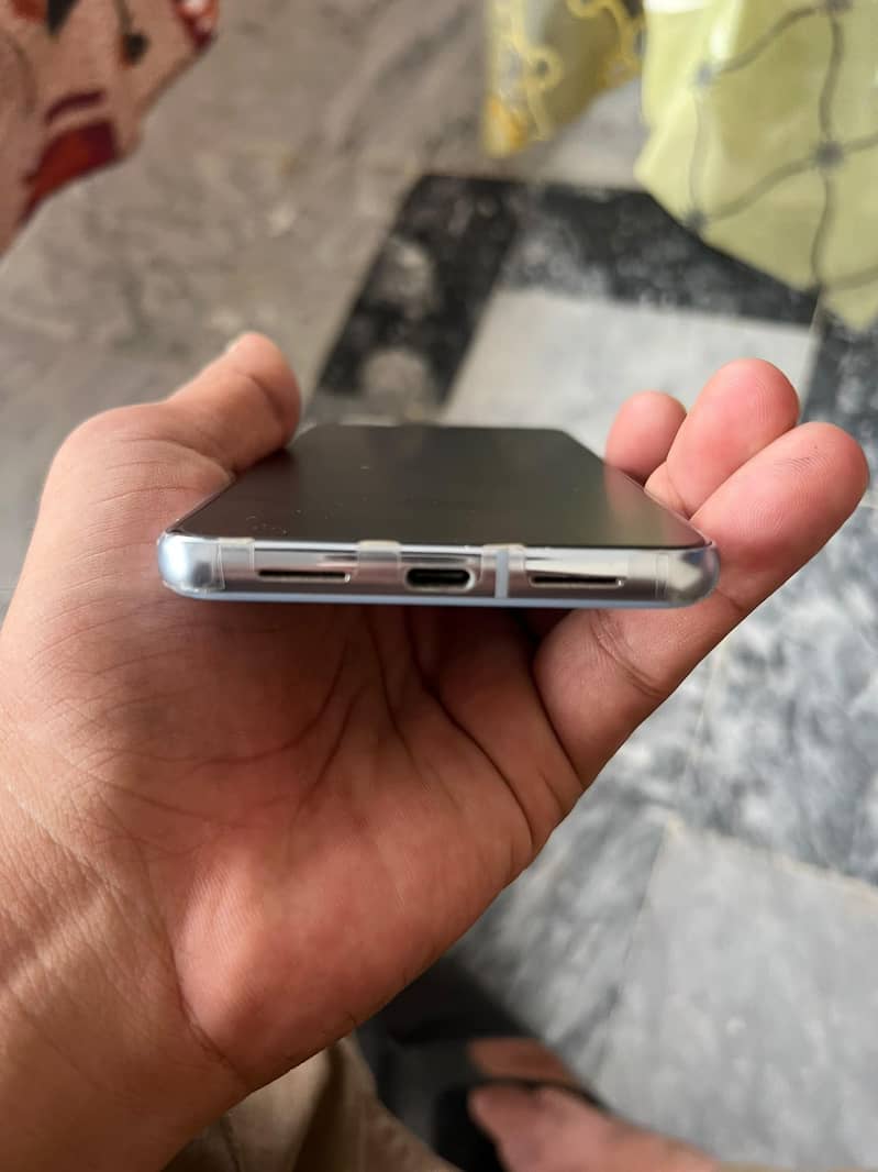 Google Pixel 8 Pro 6