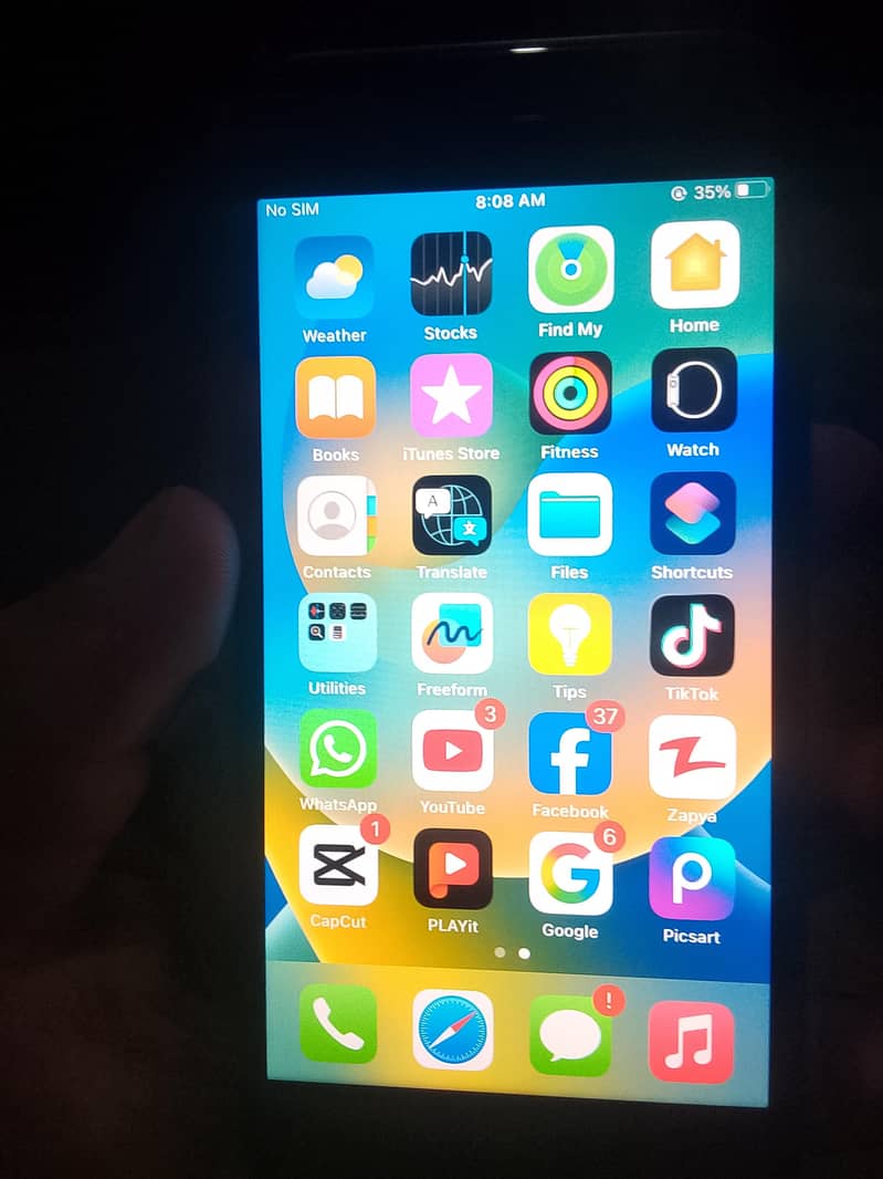 Apple iPhone 8 3