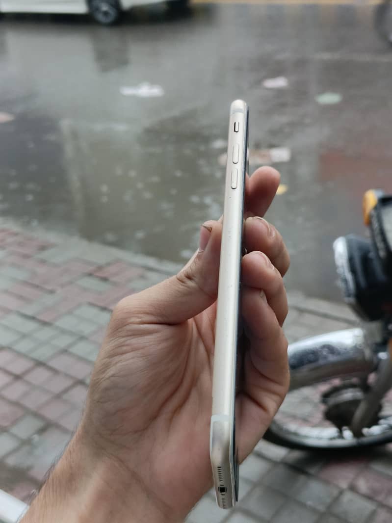 iPhone7+256gb 1