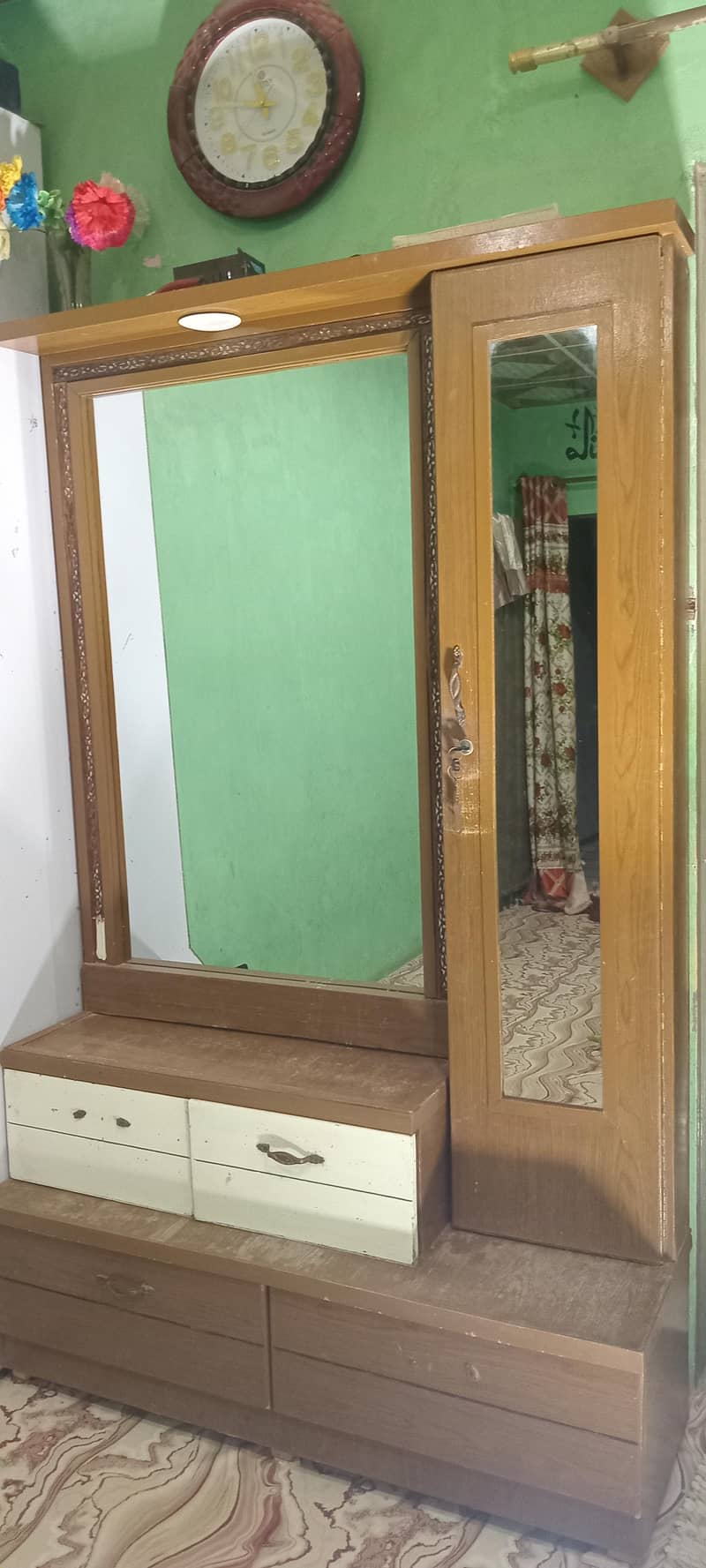 dressing table 2