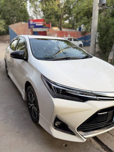 Toyota Altis Grande BAIGE ROOM 2022