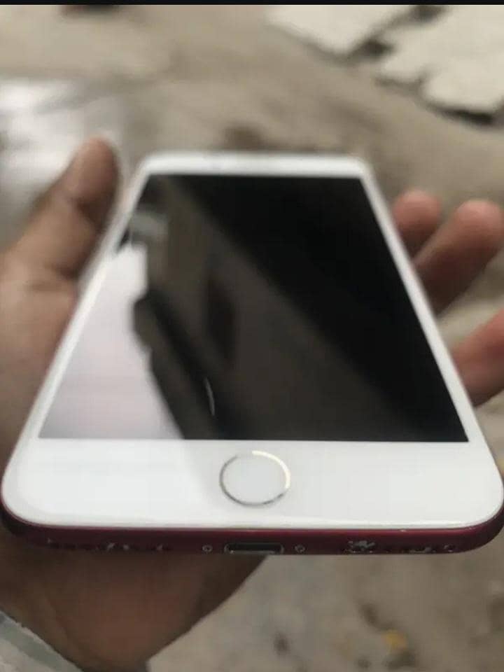 Apple iPhone 7 Plus 2