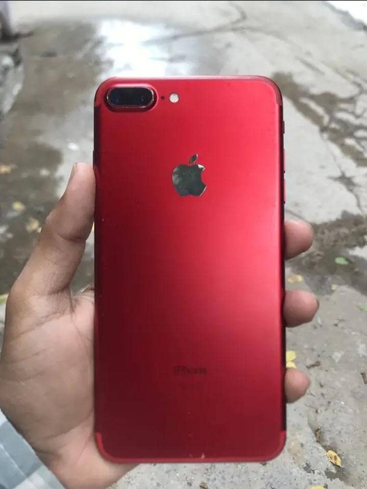 Apple iPhone 7 Plus 3