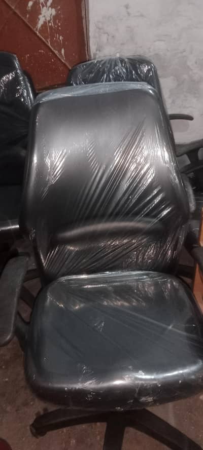 used chair but 10/9 condition