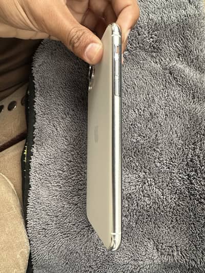 iPhone 11 Pro Max 256GB - 100% Water Pack (Original) - Urgent Sale