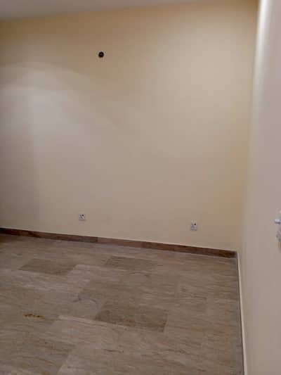 1 Bed Flat Neat And Clean Option Punjab Society (PCHS) Available