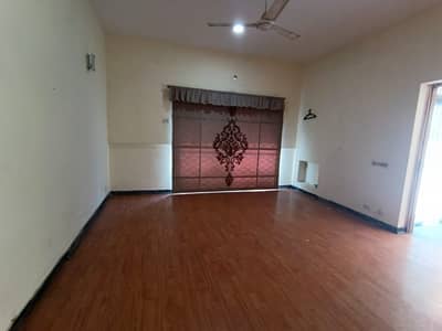 10 Marla House Available For Rent In DHA Phase 3 Lahore