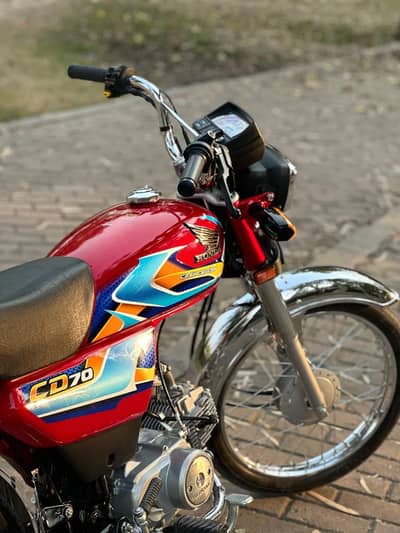 HONDA CD70
