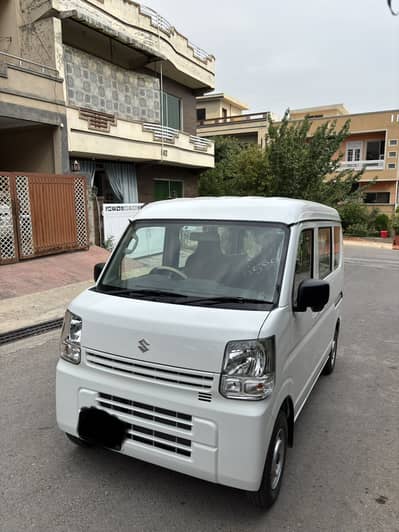 Suzuki Every 2025