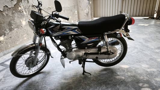 Honda CG 125 2025