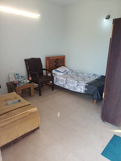 F-11 Independent Room For Rent Unfurnished Mumty Reasonable Rent