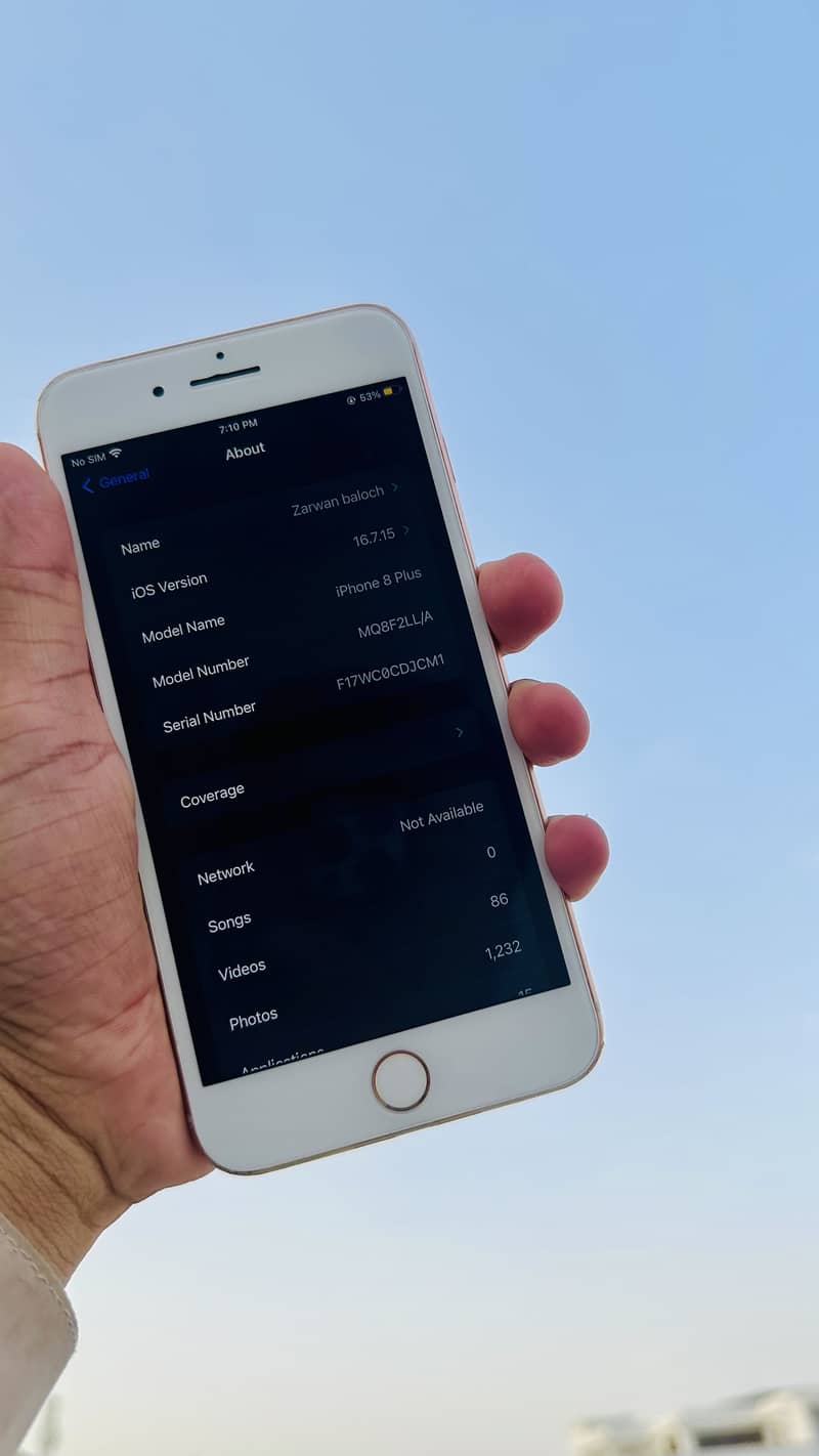 Apple iPhone 8 Plus 1
