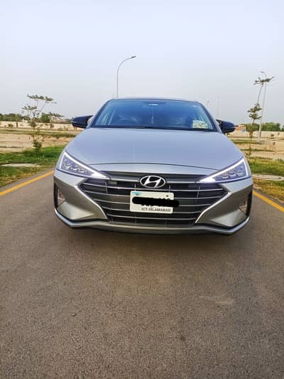 Hyundai Elantra 2024