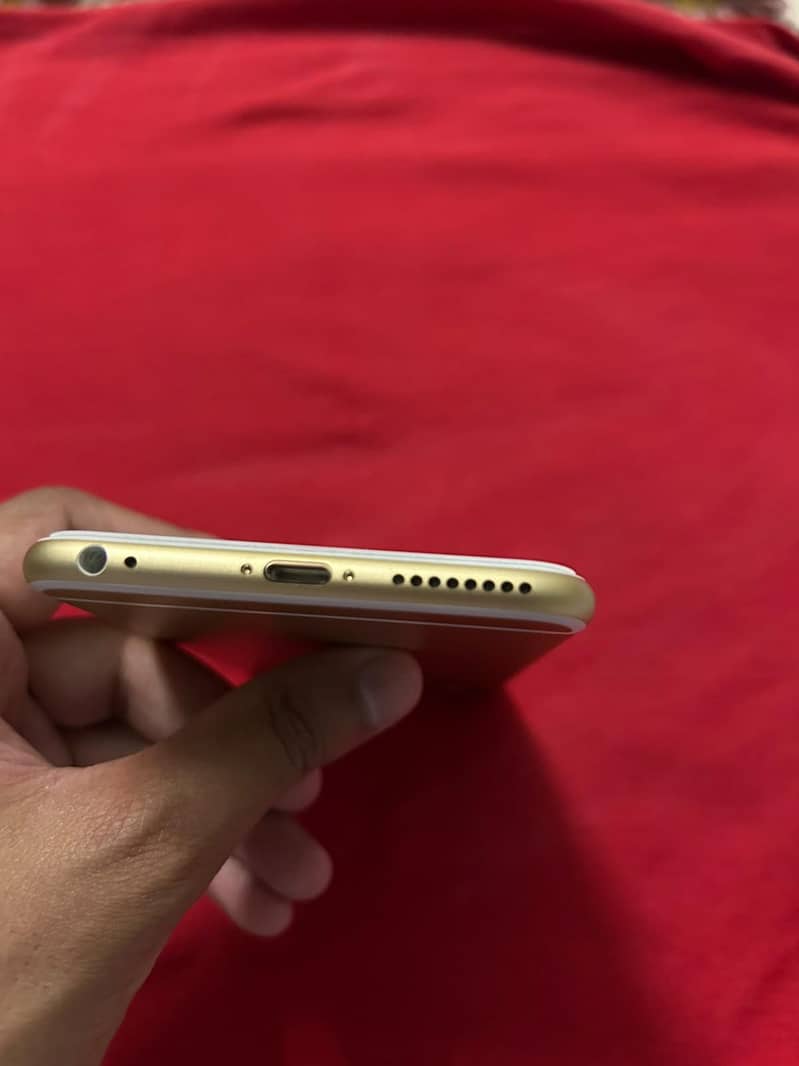 Apple iPhone 6 Plus 7