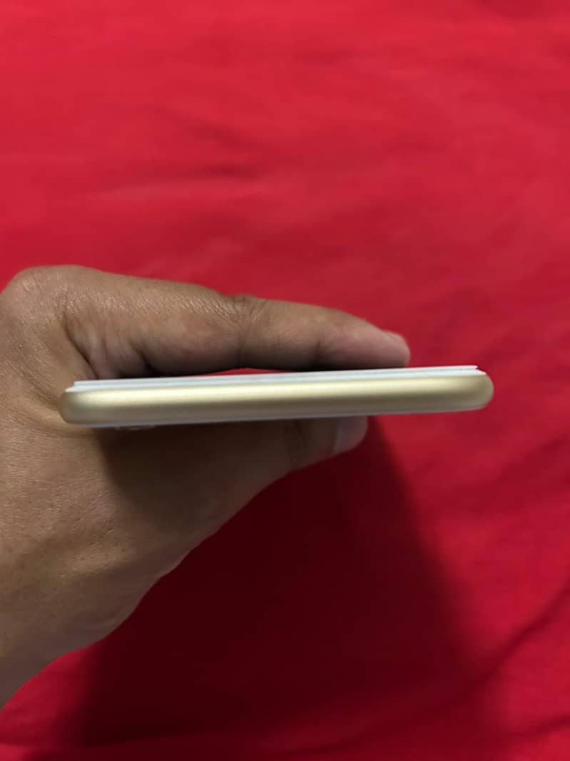 Apple iPhone 6 Plus 15
