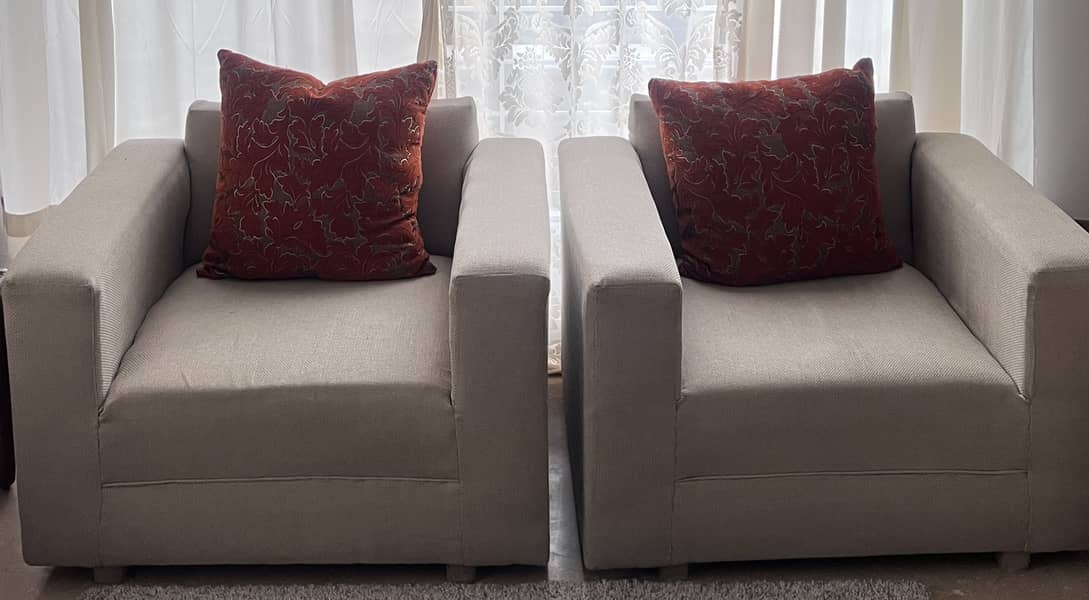 Offwhite 5 seater sofa 1