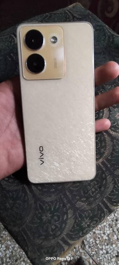 Vivo Y33s