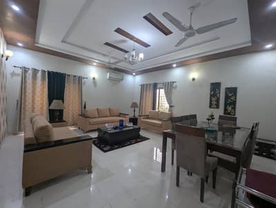 1 Kanal House For Rent in Lake City