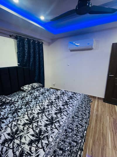 1 Bed Luxury Apartment Short Stay Bahria Town 03001893480