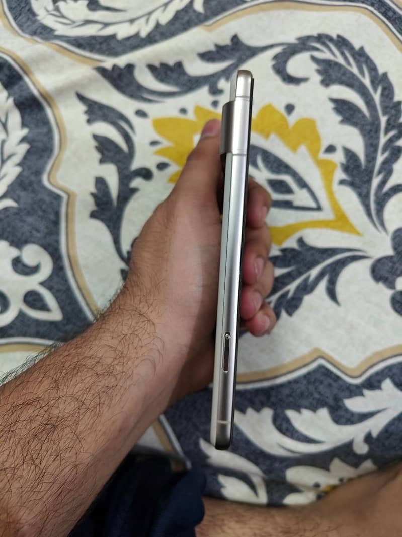 Google Pixel 8 Pro 5