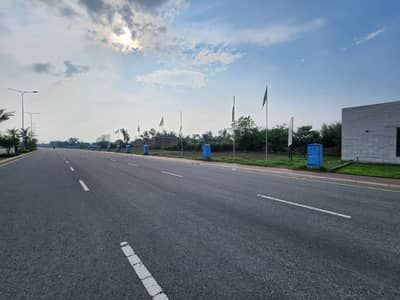 5.33 Marla 150 feet Main Boulevard Opan form Plot Available For Sale Bahria Nasheman Lahore