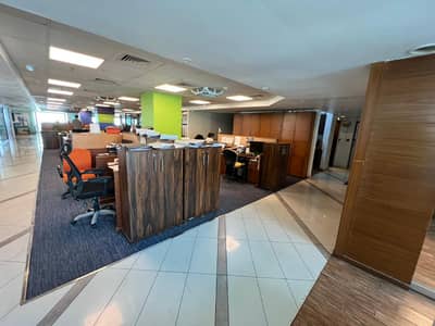 5850 Sq. Ft. Sea Facing Corporate Office For Rent In Dolmen Executive Tower Clifton Karachi