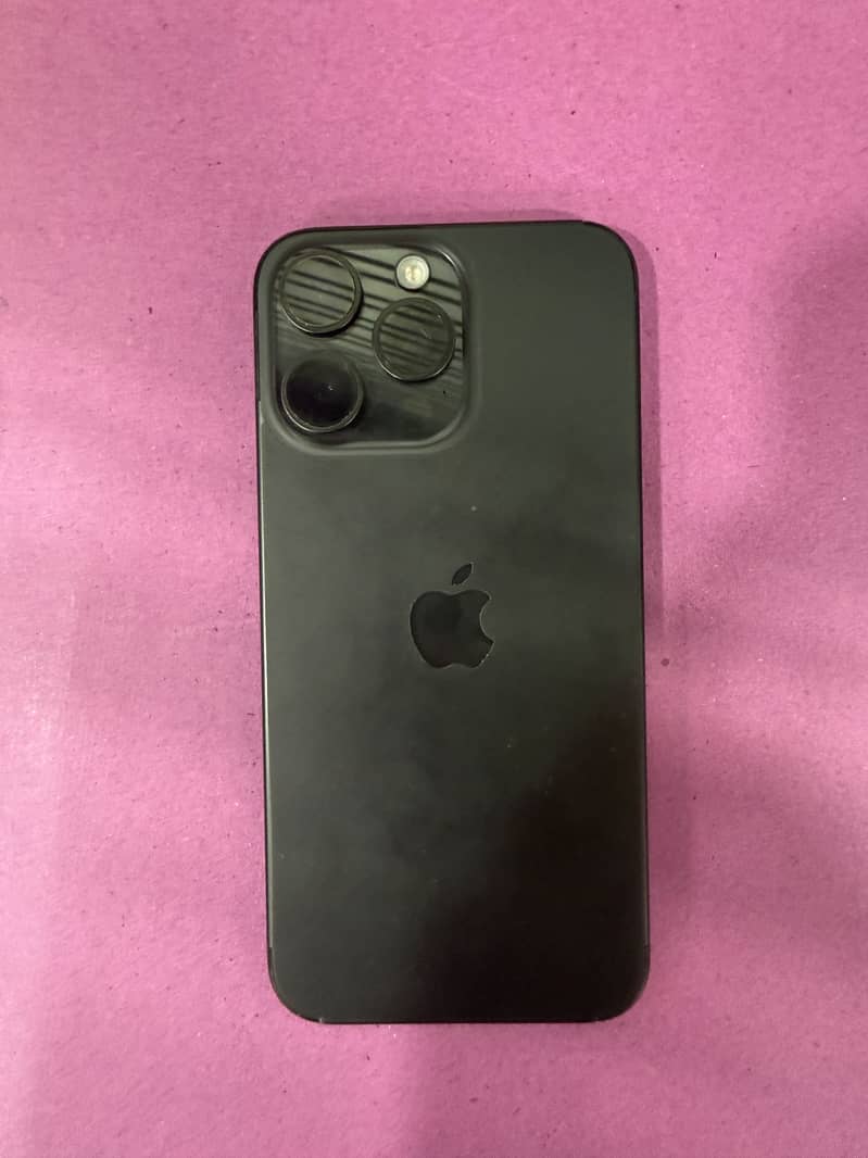 iPhone 15 pro max 0