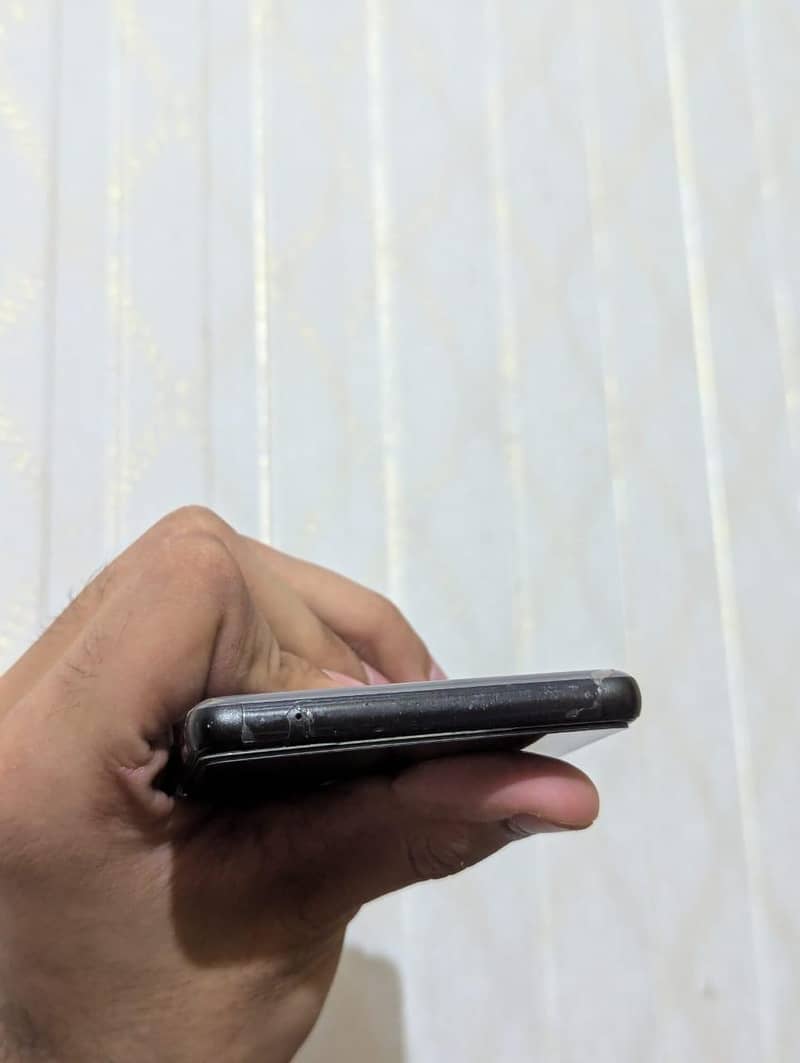 Google Pixel 6a 4