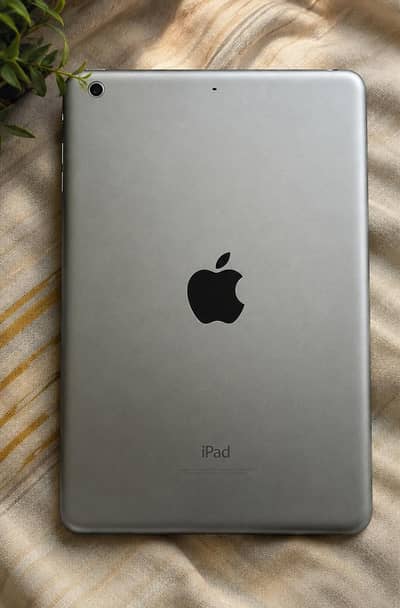 Apple iPad Mini 2 A1489 | Excellent Condition | Read Description