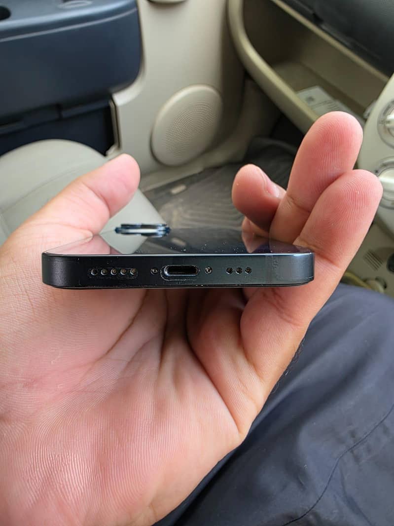 Apple iPhone 14 0