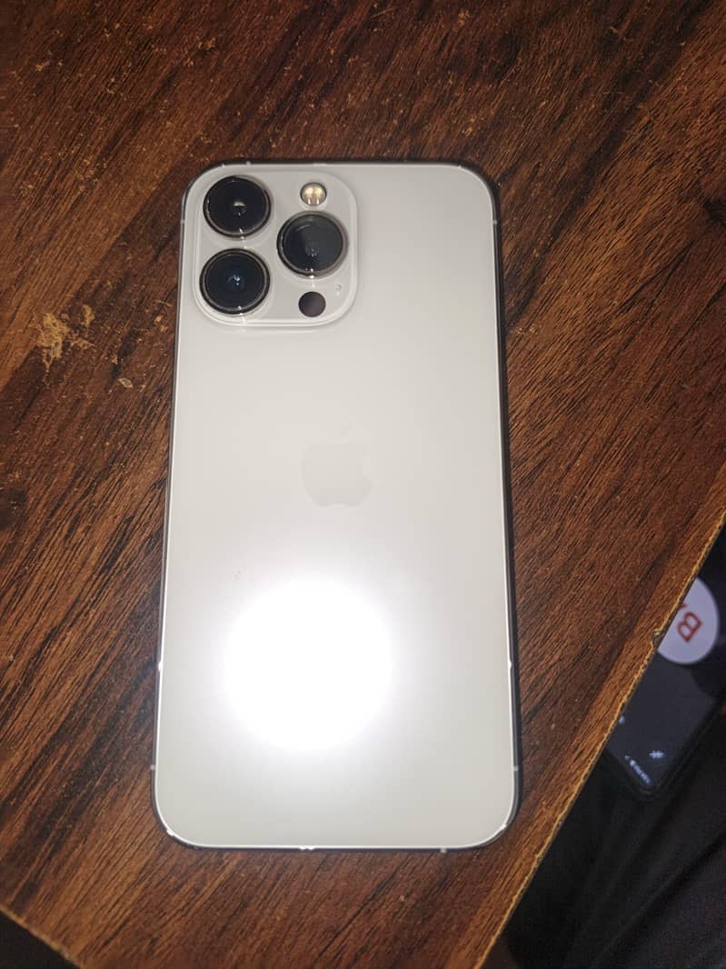 Apple iPhone 13 Pro 0