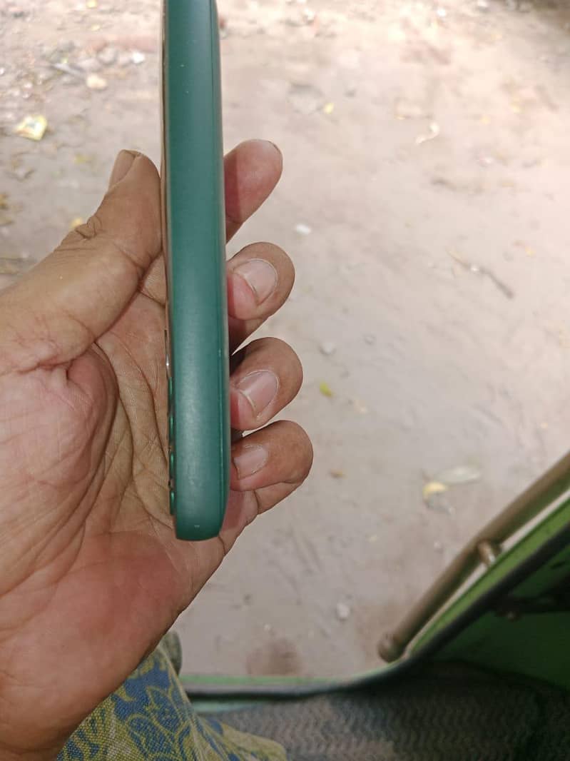 Nokia 6310 2