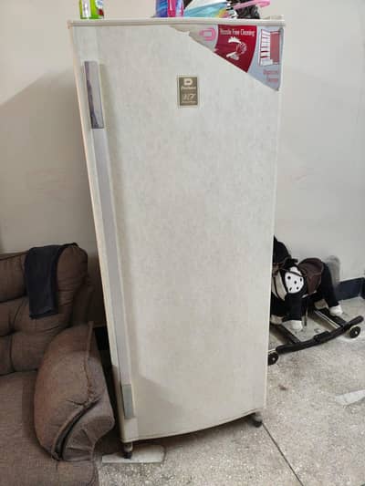 Dawlance Standing refrigerator freezer