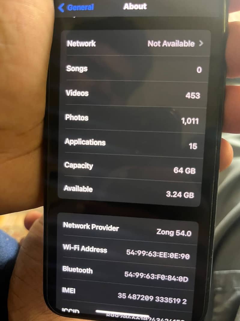 Apple iPhone X 4