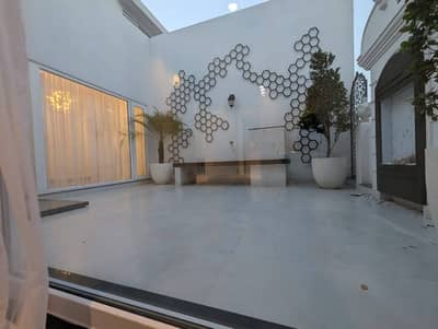 10 Marla Non Furnished Upper portion For Rent In Bahria Town Lahore