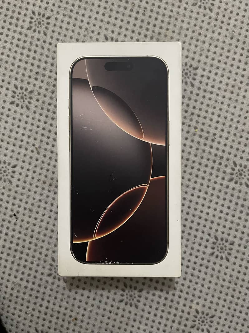 Apple iPhone 16 Pro 4
