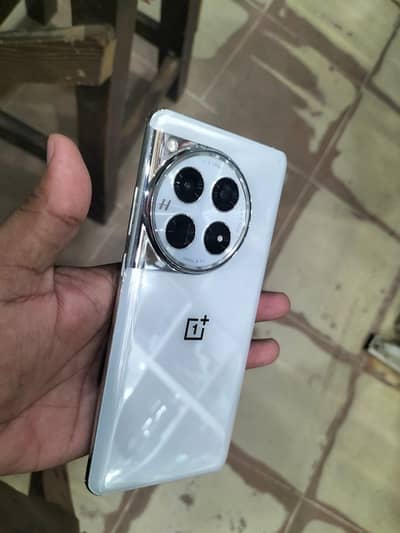 OnePlus12 pta approved 12/256 urgent sale