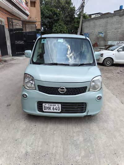 Nissan Moco 2014