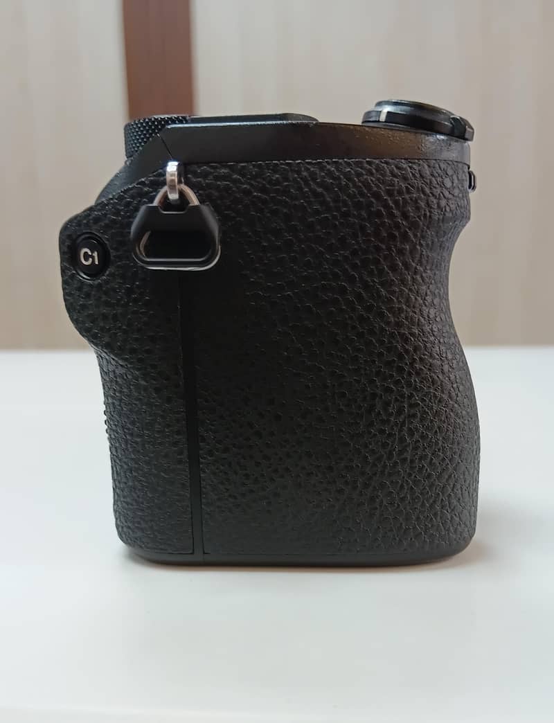 SONY A6700 5