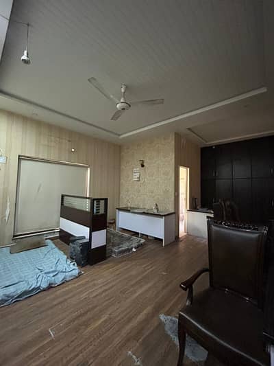 1 kanal house for rent
