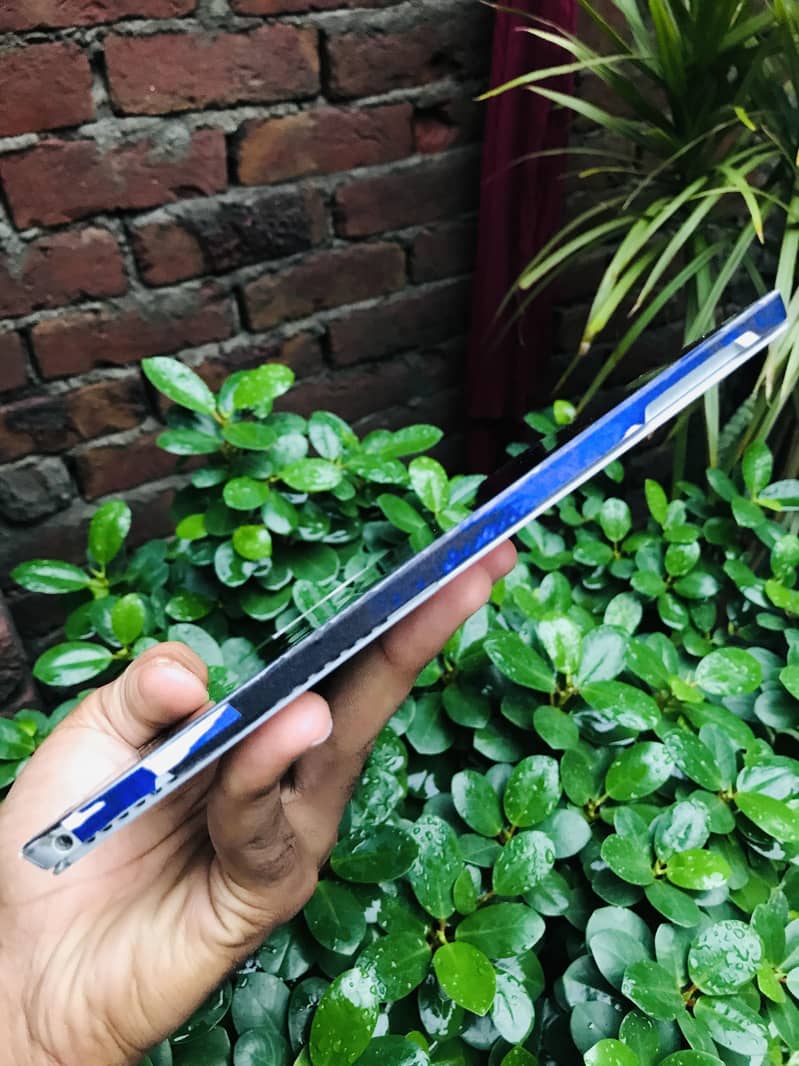 Microsoft surface pro 4 6
